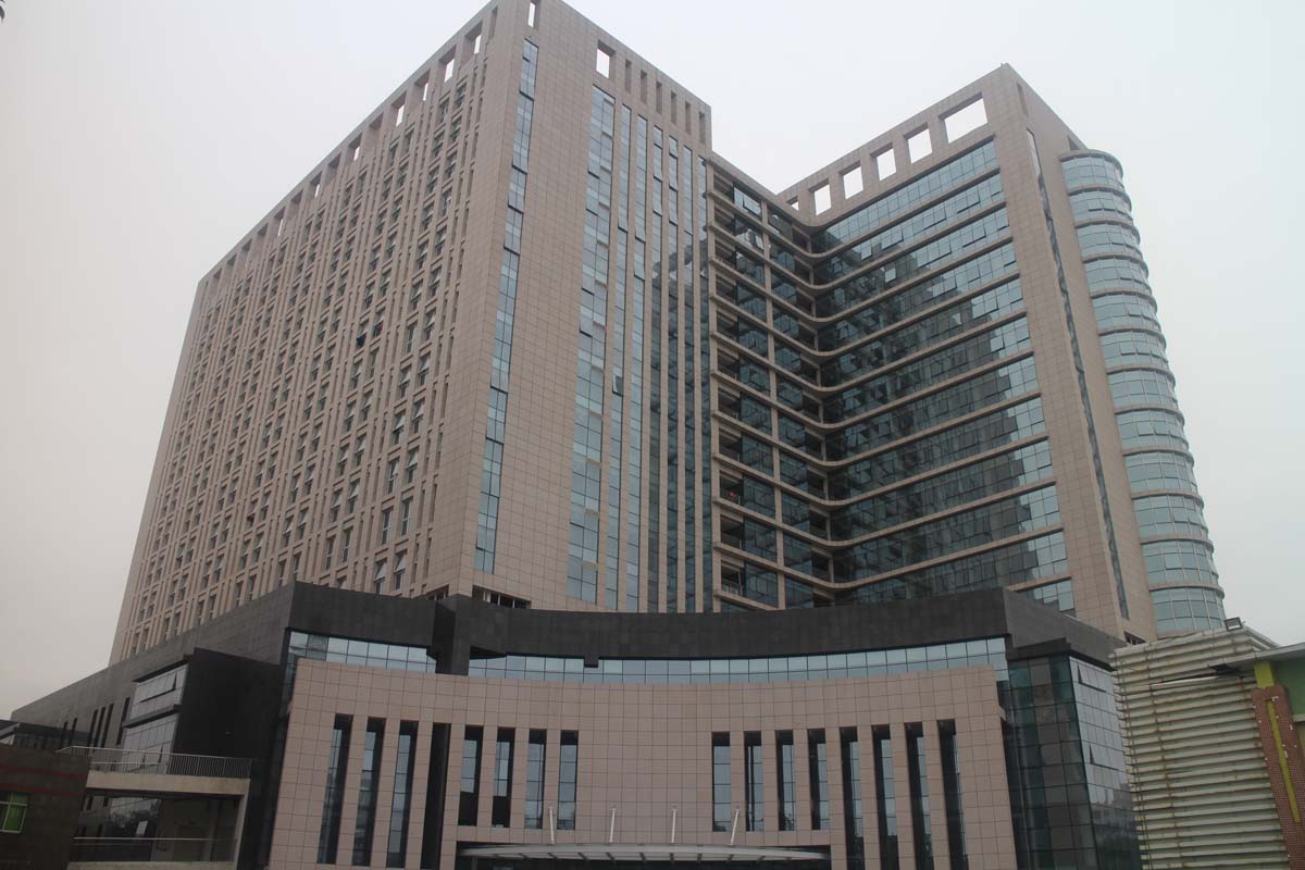 陽江市人民醫(yī)院新住院大樓手術(shù)部、一體化數(shù)字化手術(shù)室裝備設(shè)施安裝